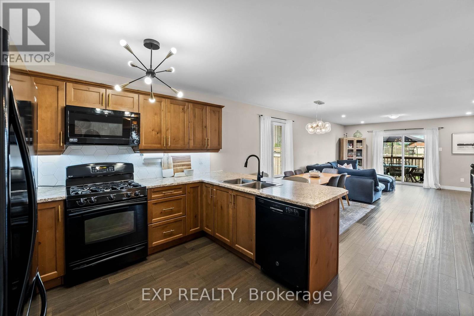 18 Noah Lane, Asphodel-Norwood, Ontario  K0L 2V0 - Photo 9 - X12083898
