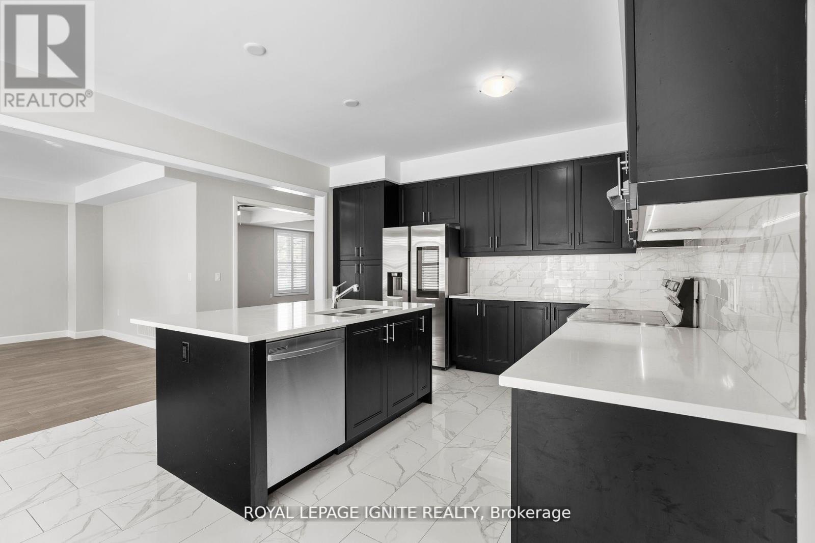 641 Lemay Grove, Peterborough North (North), Ontario  K9K 0G9 - Photo 13 - X12083786