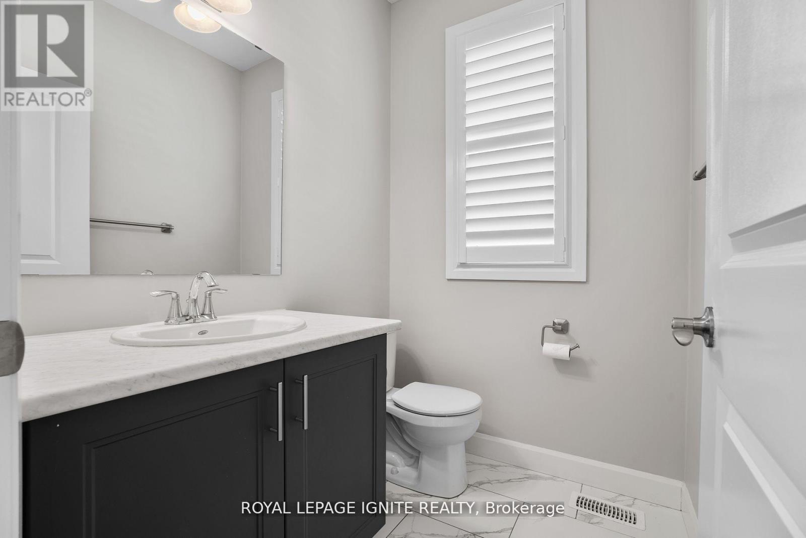 641 Lemay Grove, Peterborough North (North), Ontario  K9K 0G9 - Photo 4 - X12083786