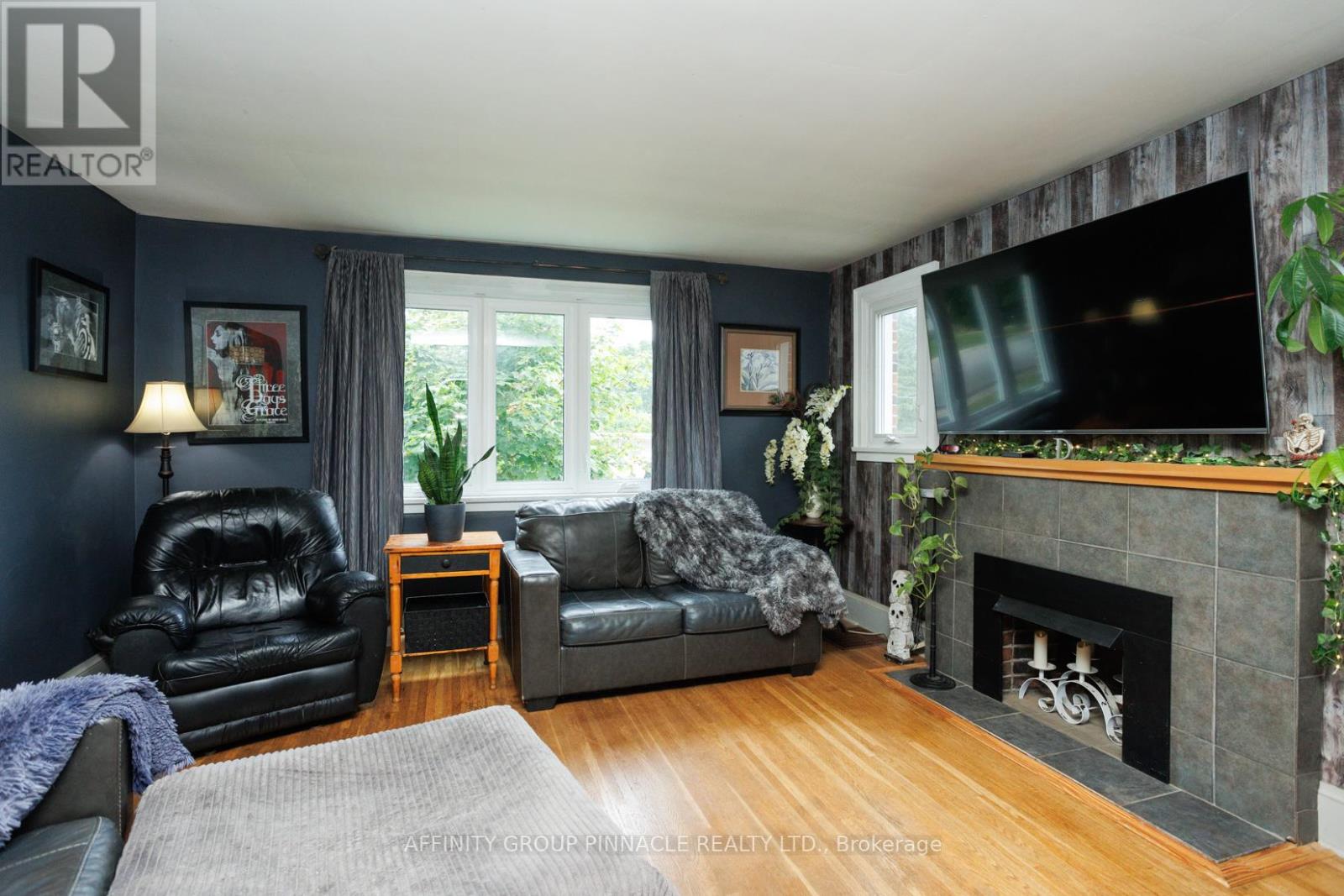 42 St David Street, Kawartha Lakes (Lindsay), Ontario  K9V 1N3 - Photo 11 - X12084444