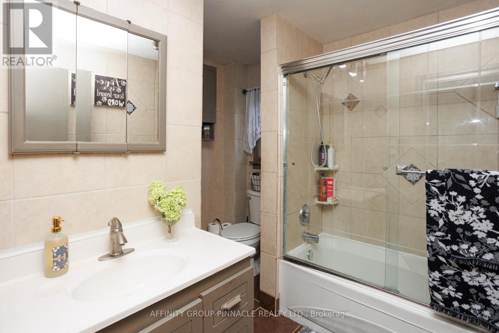 42 St David Street, Kawartha Lakes (Lindsay), Ontario  K9V 1N3 - Photo 18 - X12084444