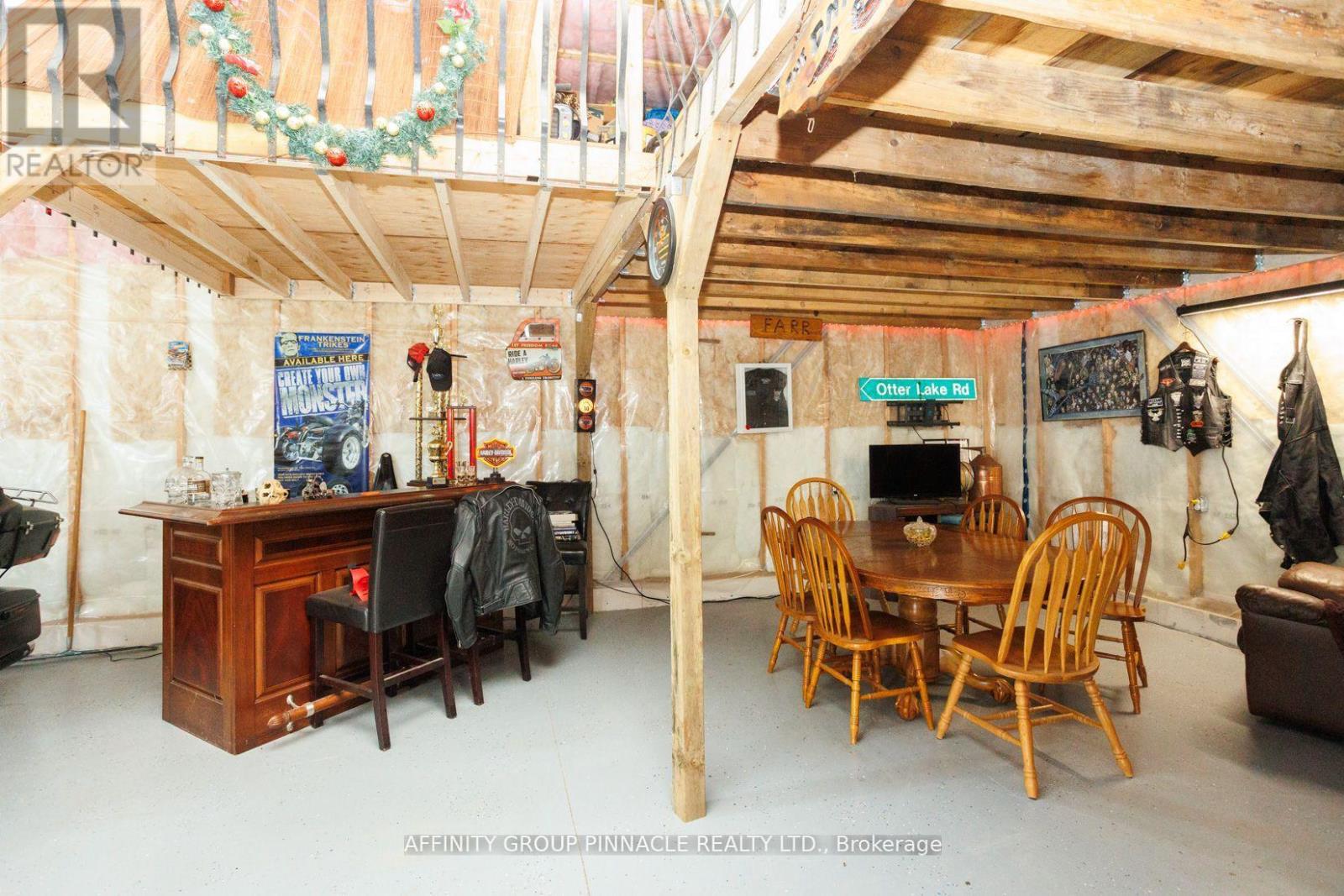42 St David Street, Kawartha Lakes (Lindsay), Ontario  K9V 1N3 - Photo 3 - X12084444