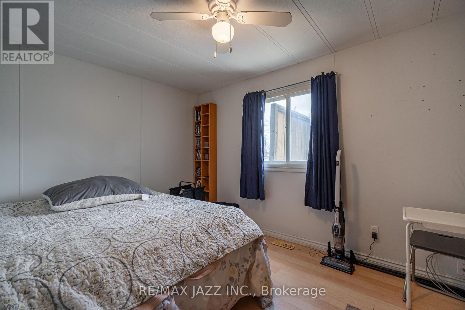 8 Almac Drive, Havelock-Belmont-Methuen (Belmont-Methuen), Ontario  K0L 1Z0 - Photo 9 - X12084451