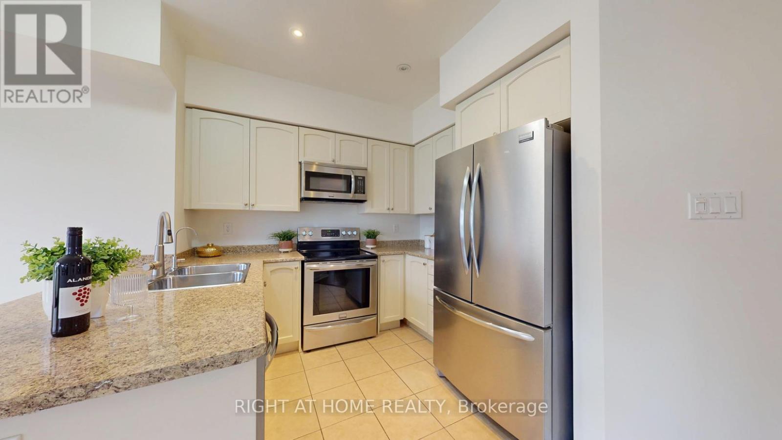 99 Grady Drive, Clarington (Newcastle), Ontario  L1B 0C6 - Photo 18 - E12085363