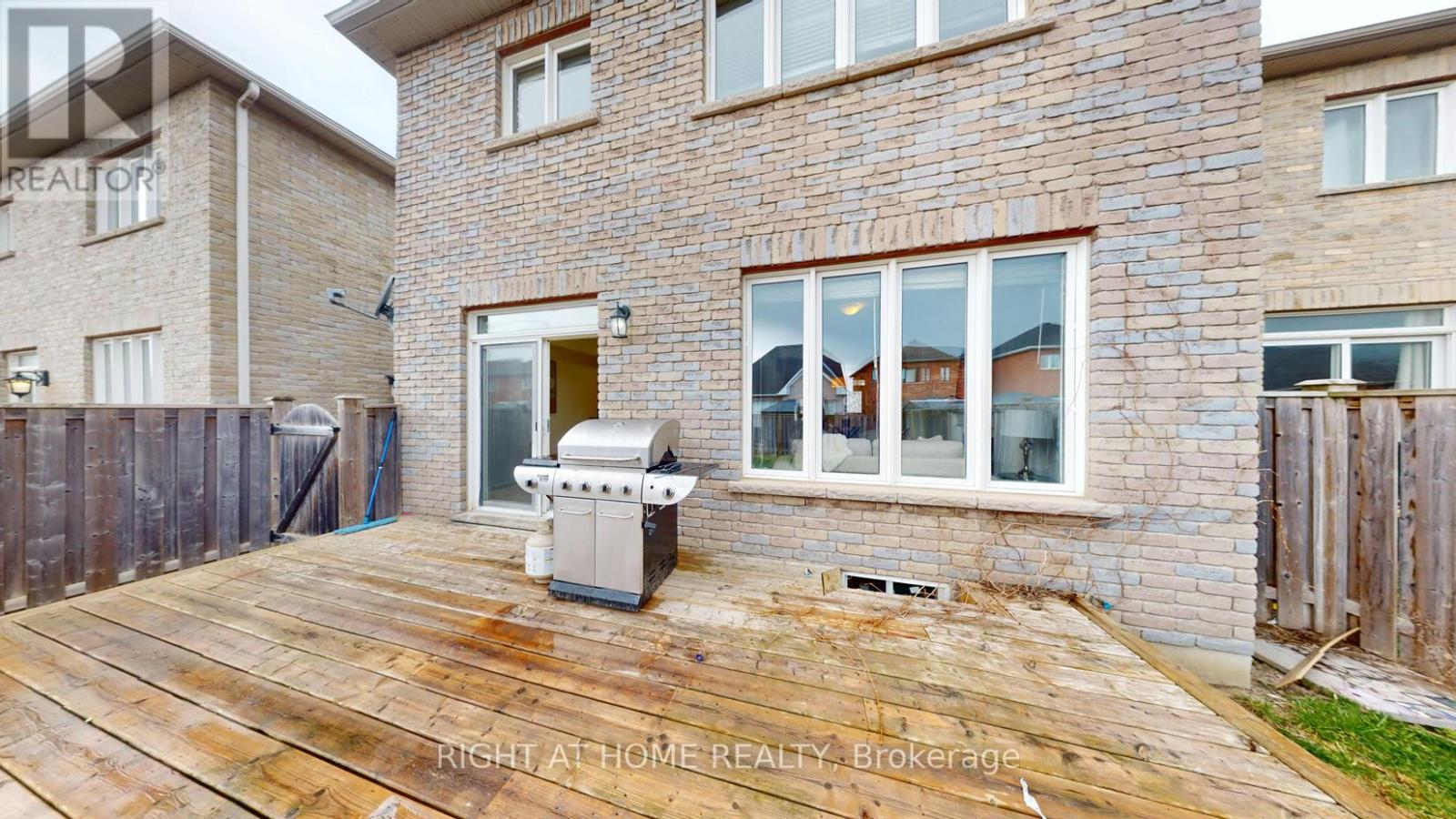 99 Grady Drive, Clarington (Newcastle), Ontario  L1B 0C6 - Photo 22 - E12085363