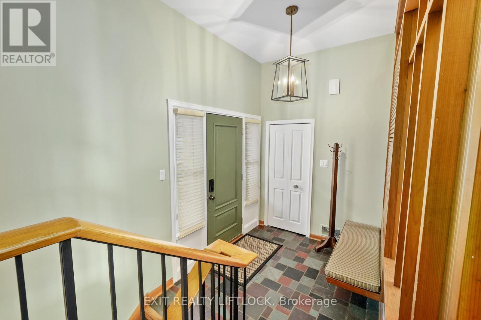 78 Edgewood Road, Peterborough West (North), Ontario  K9J 6V8 - Photo 7 - X12085905