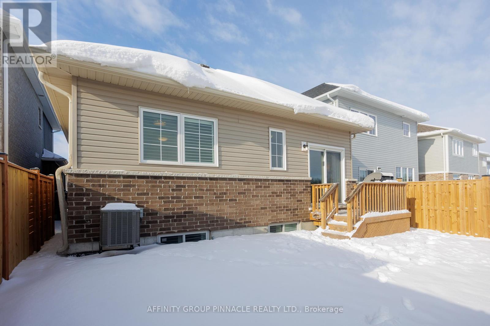 17 Veteran's Road, Otonabee-South Monaghan, Ontario  K9J 0K2 - Photo 43 - X12086603