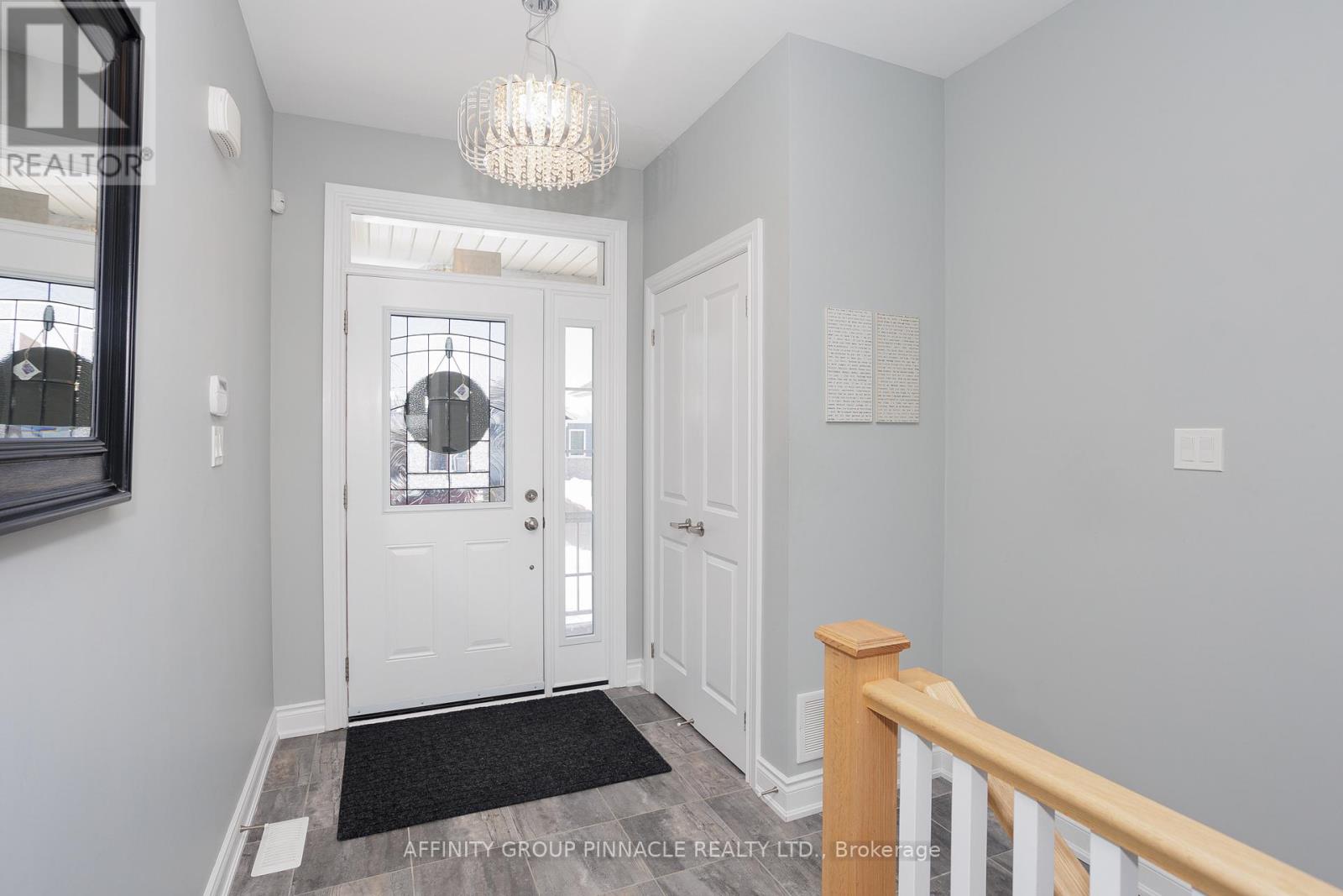 17 Veteran's Road, Otonabee-South Monaghan, Ontario  K9J 0K2 - Photo 8 - X12086603
