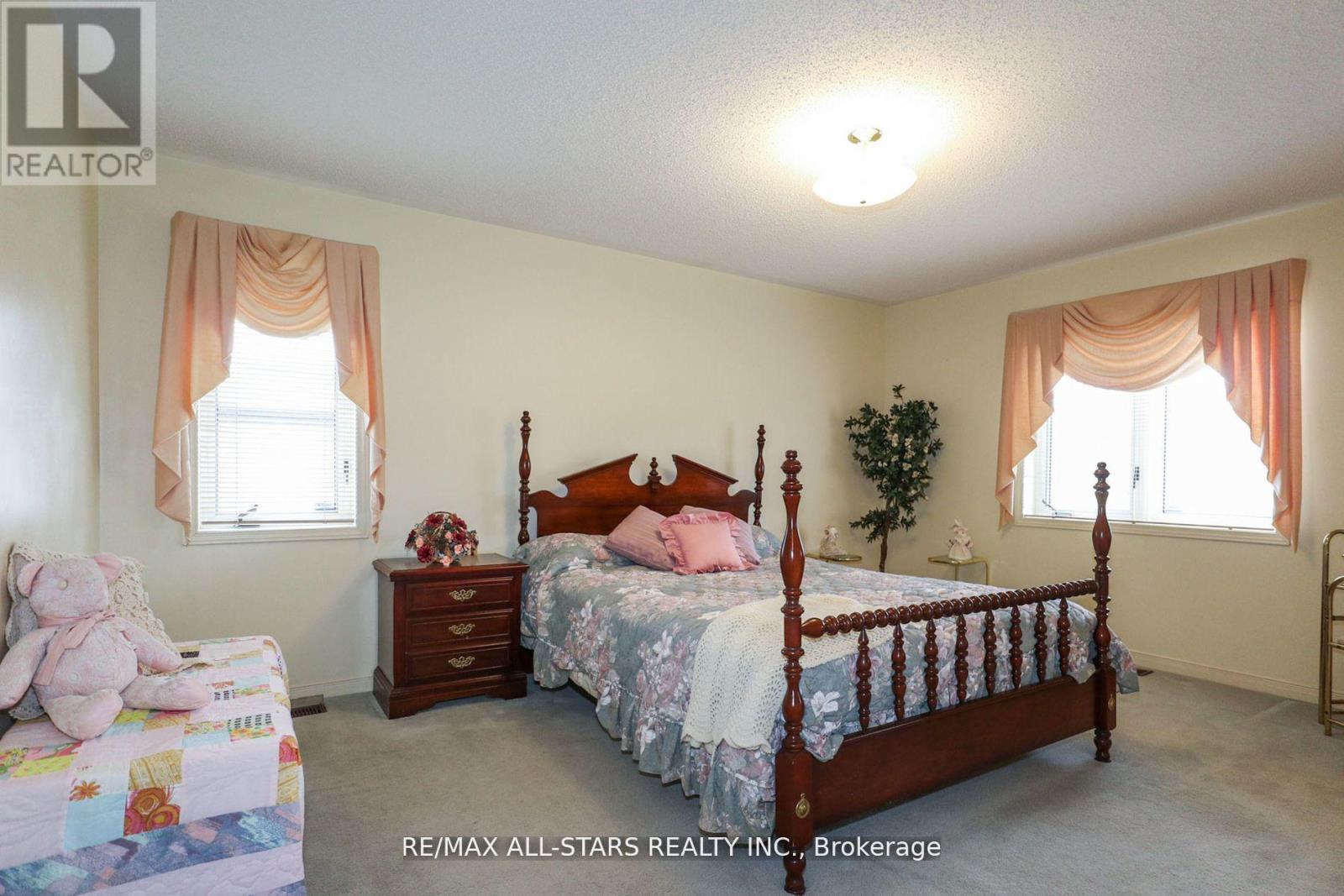 80 Crosswind Road, Kawartha Lakes (Ops), Ontario  K0L 2X0 - Photo 13 - X12087127