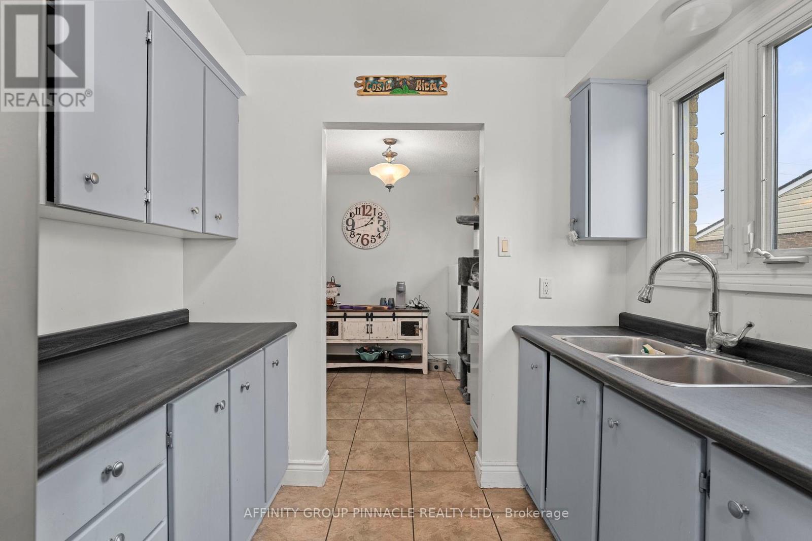 115 Orchard Park Road, Kawartha Lakes (Lindsay), Ontario  K9V 4V8 - Photo 15 - X12087178