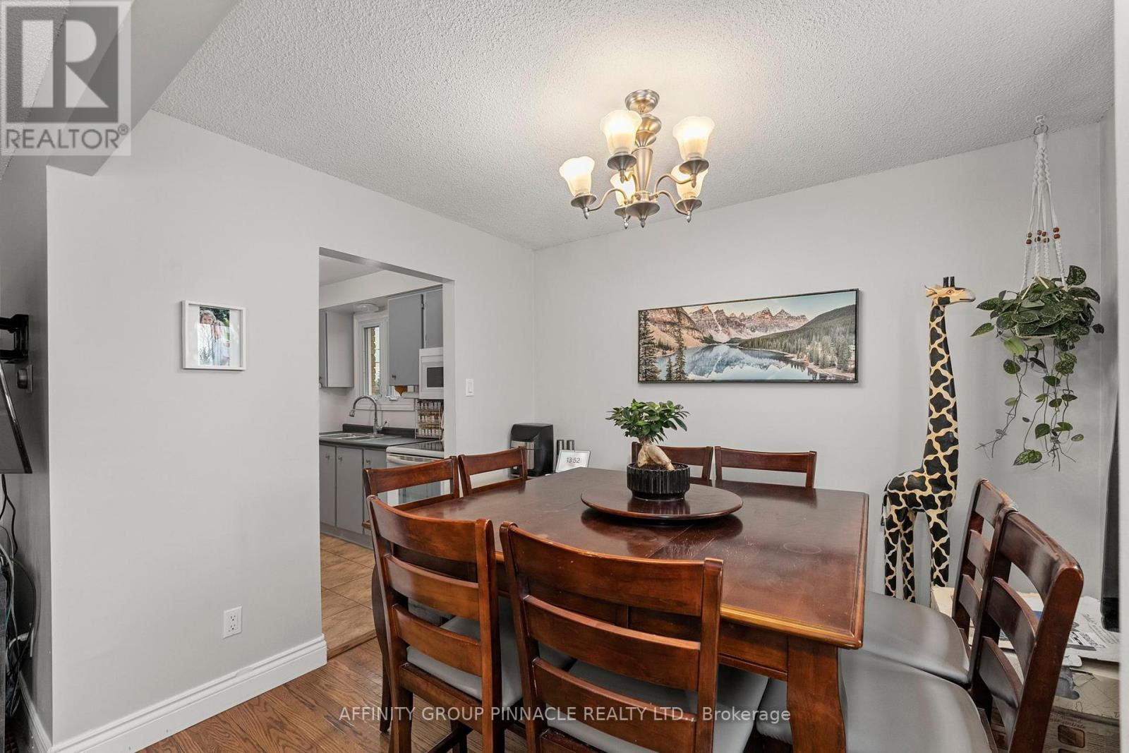 115 Orchard Park Road, Kawartha Lakes (Lindsay), Ontario  K9V 4V8 - Photo 18 - X12087178