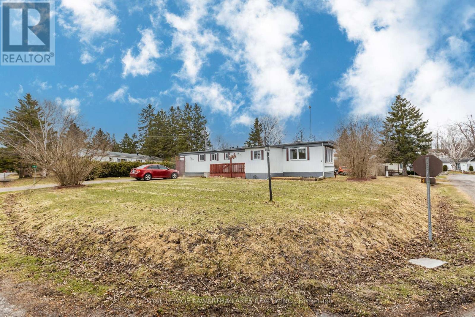6 Ops Drive, Kawartha Lakes (Fenelon), Ontario  K9V 0H5 - Photo 19 - X12087996