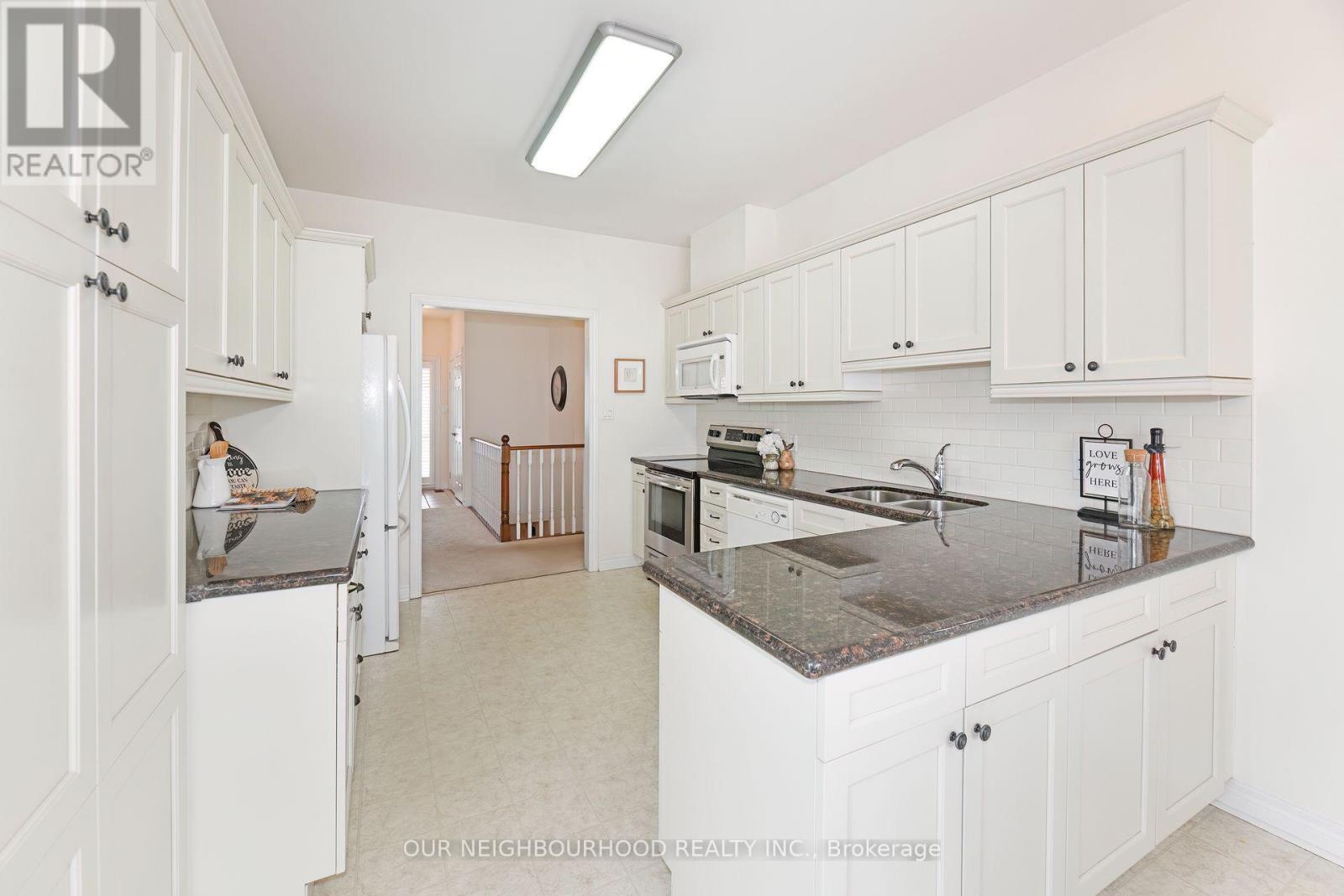 12 Heatherlea Drive, Clarington (Newcastle), Ontario  L1B 1B9 - Photo 10 - E12088034