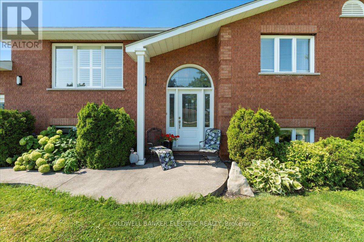 1900 Keene Road, Otonabee-South Monaghan, Ontario  K9J 6X7 - Photo 3 - X12088119