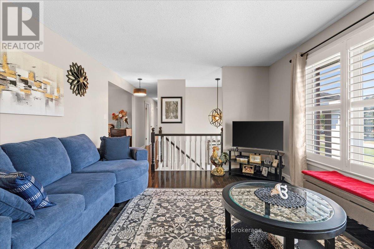 1900 Keene Road, Otonabee-South Monaghan, Ontario  K9J 6X7 - Photo 6 - X12088119