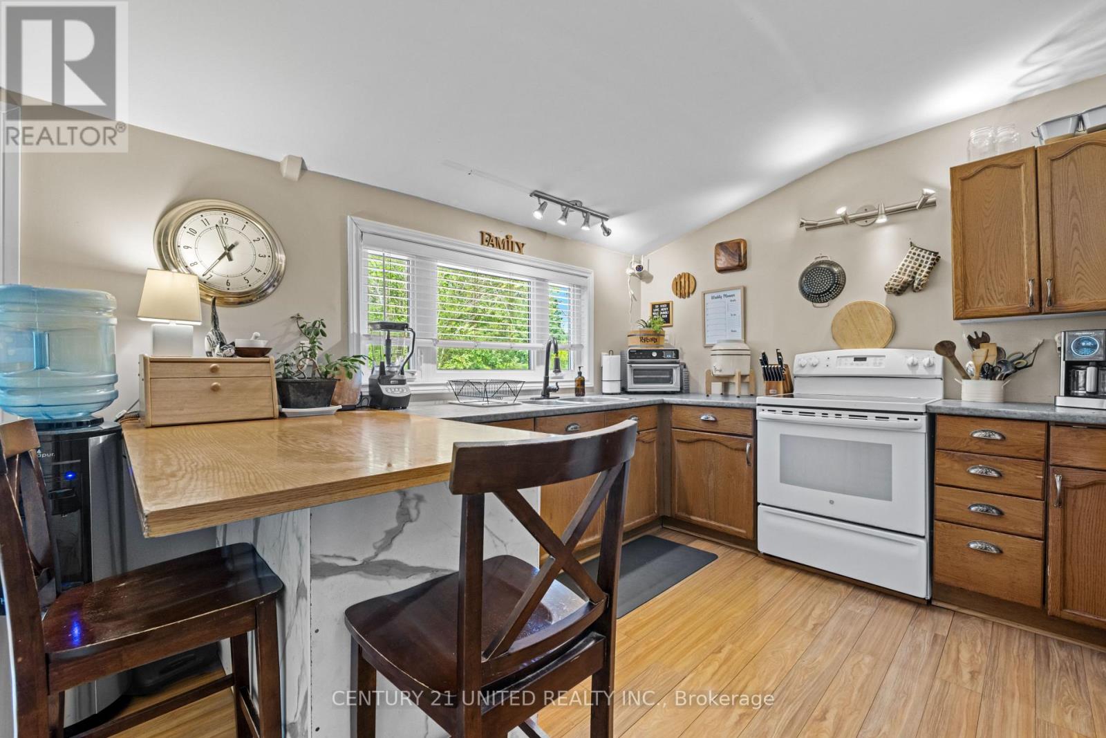 149 Hull's Road, North Kawartha, Ontario  K0L 2H0 - Photo 11 - X12088196