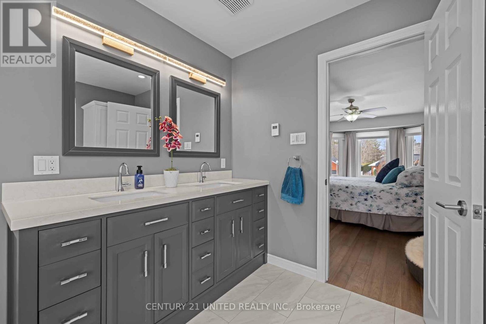 1688 Waddell Avenue, Peterborough West (South), Ontario  K9K 2G6 - Photo 16 - X12088322