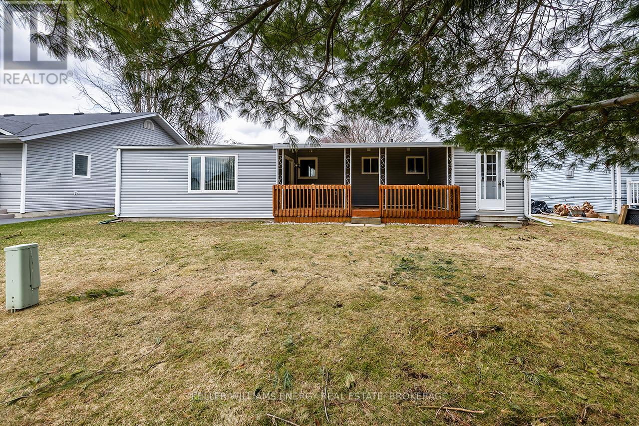 14 Fairway Drive, Clarington (Newcastle), Ontario  L1B 1B3 - Photo 22 - E12088558