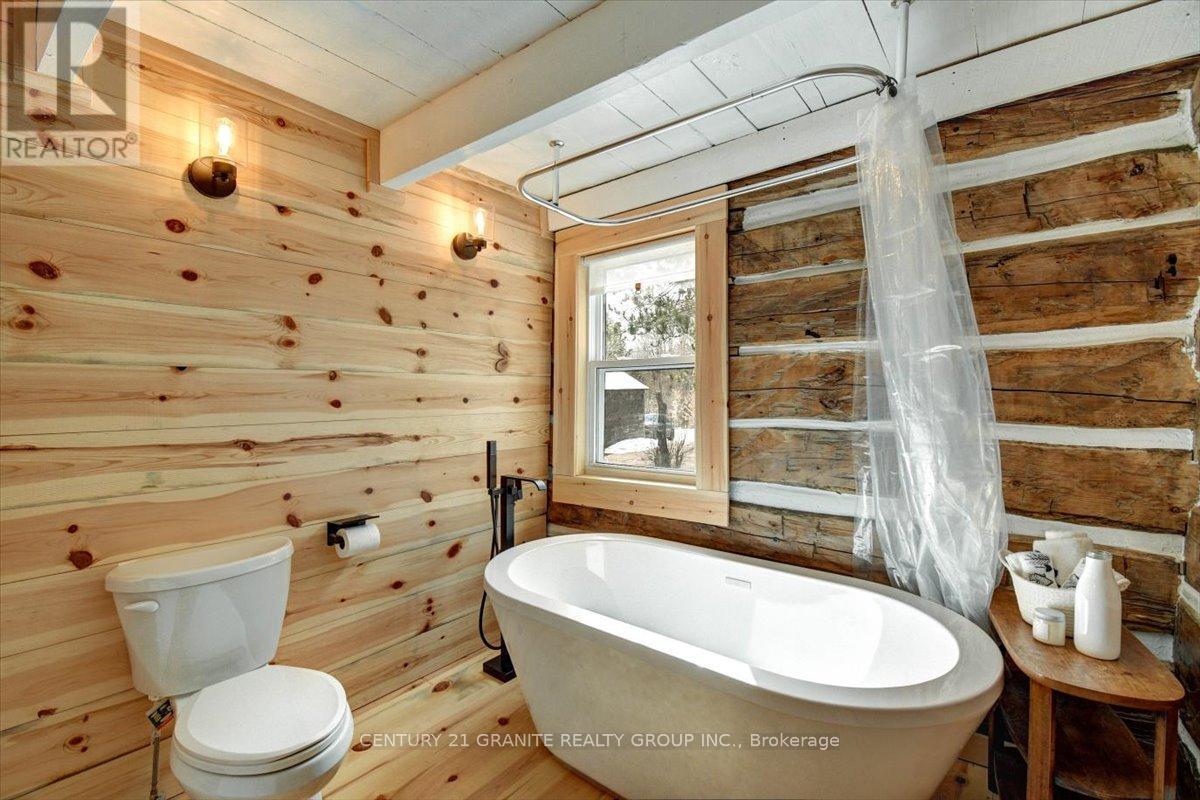 1548 Madawaska Road, Hastings Highlands (Wicklow Ward), Ontario  K0L 2K0 - Photo 11 - X12088552