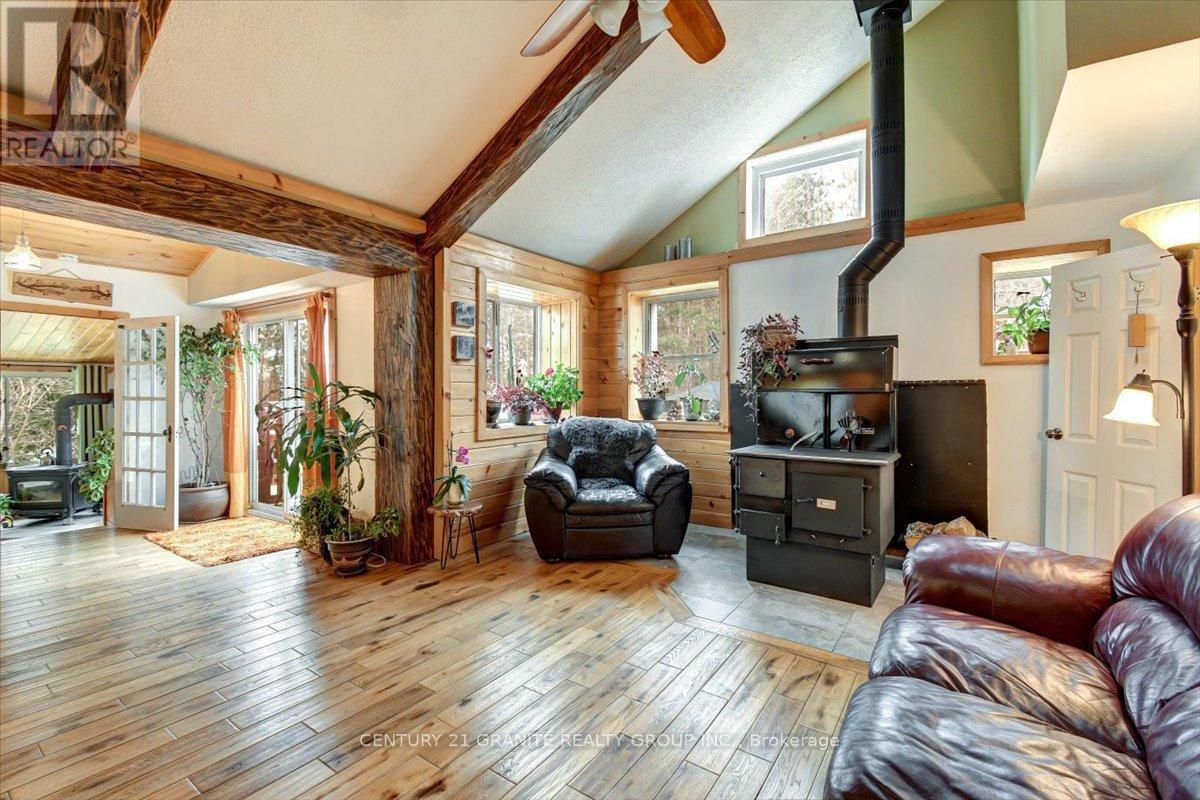 322 Kuno Road, Carlow/mayo (Carlow Ward), Ontario  K0L 1G0 - Photo 13 - X12089307