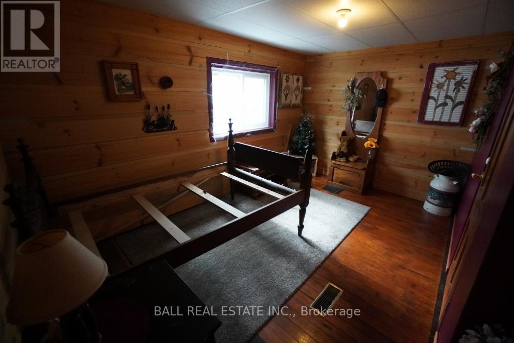 145 Old L'amable Road, Bancroft (Dungannon Ward), Ontario  K0L 1C0 - Photo 13 - X12089426