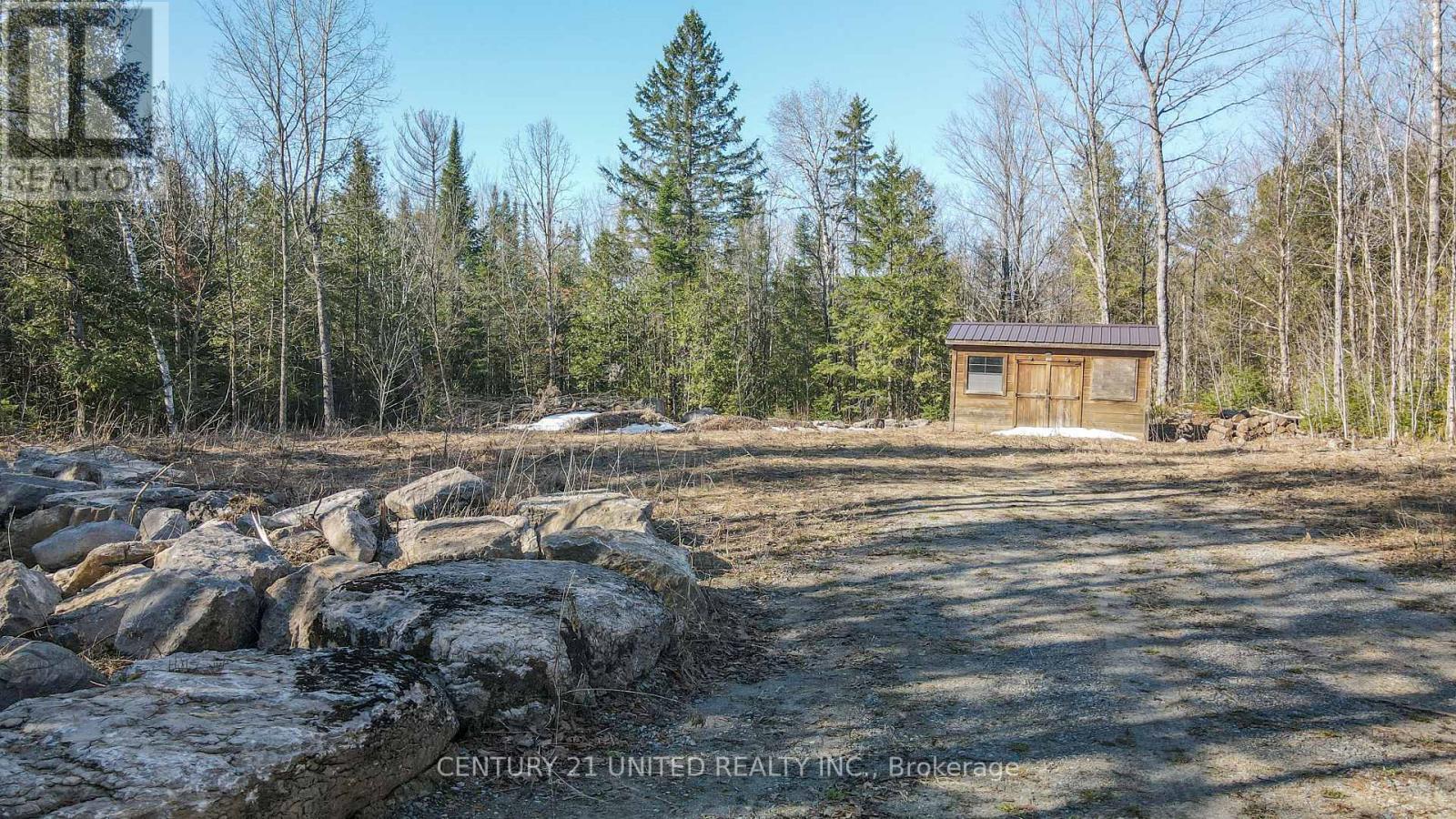 2206 Mccrackens Landing Road, Douro-Dummer, Ontario  K0L 2H0 - Photo 21 - X12090087