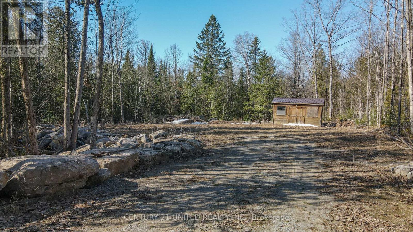 2206 Mccrackens Landing Road, Douro-Dummer, Ontario  K0L 2H0 - Photo 22 - X12090087