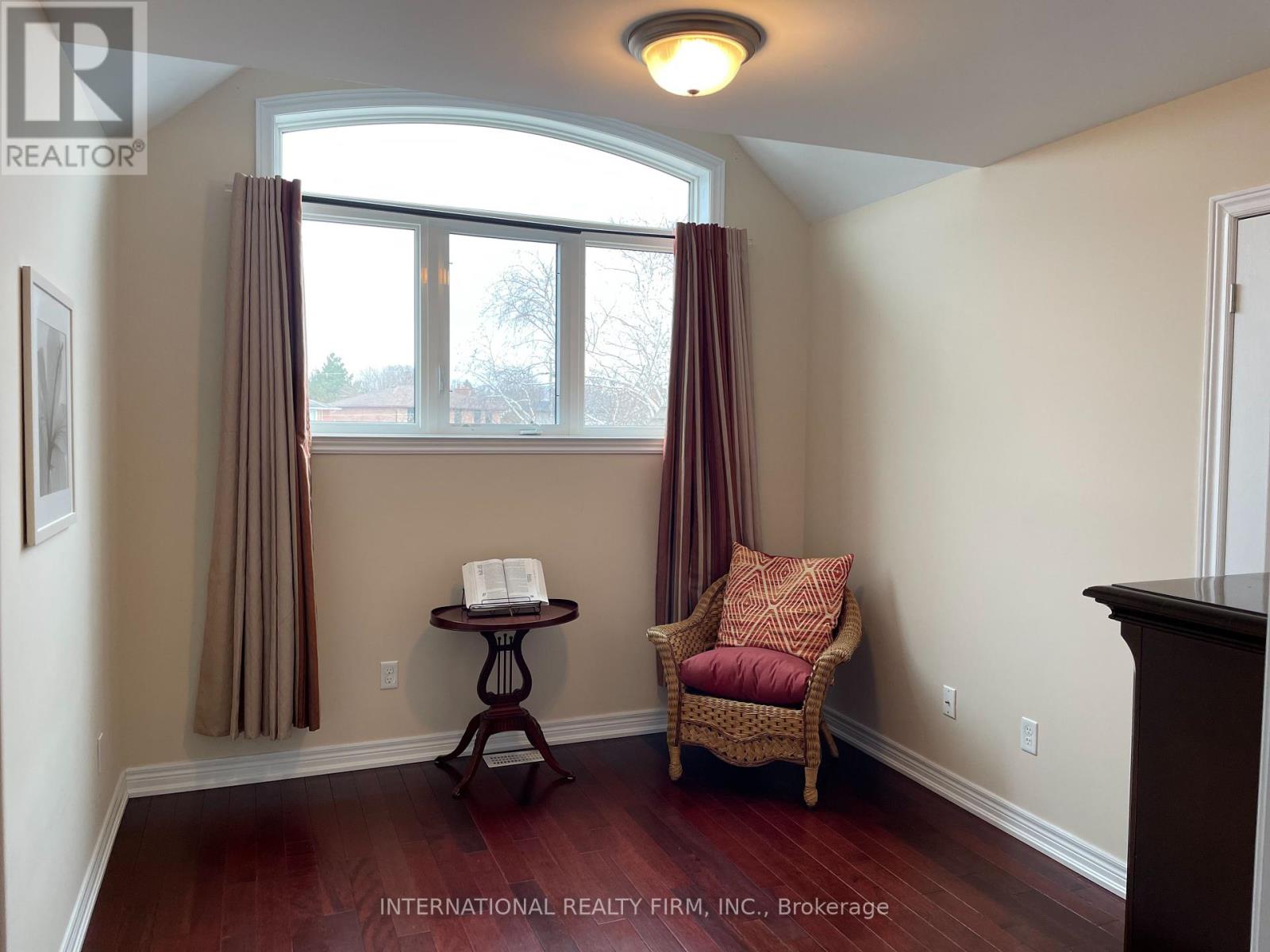 12 Dunsford Court, Kawartha Lakes (Lindsay), Ontario  K9V 5T2 - Photo 15 - X12090349