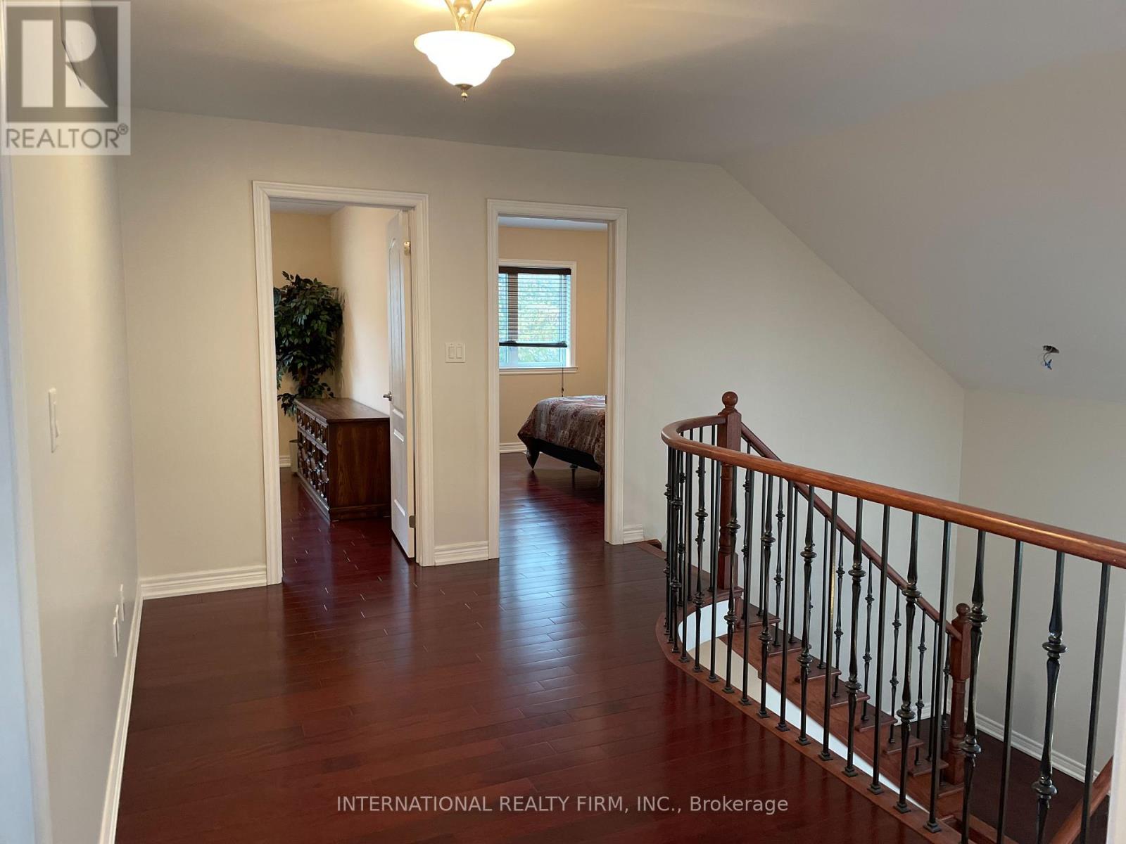 12 Dunsford Court, Kawartha Lakes (Lindsay), Ontario  K9V 5T2 - Photo 17 - X12090349