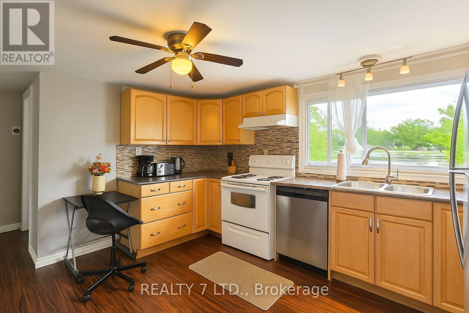 22 Lawrence Street N, Kawartha Lakes (Omemee), Ontario  K9J 6X3 - Photo 14 - X12091208
