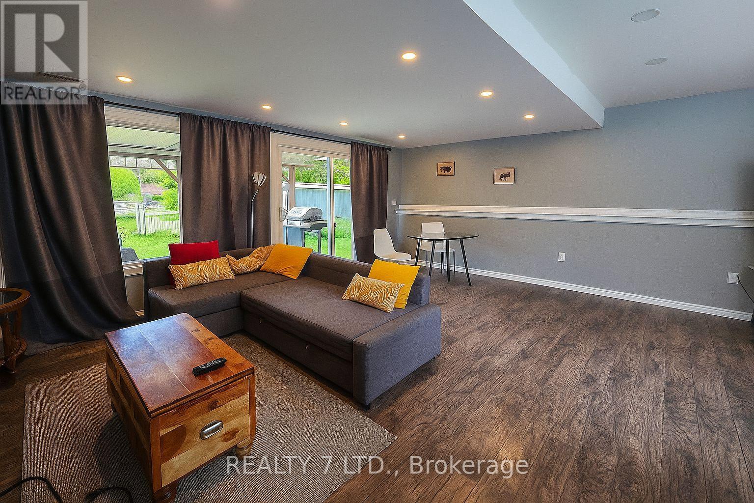 22 Lawrence Street N, Kawartha Lakes (Omemee), Ontario  K9J 6X3 - Photo 27 - X12091208