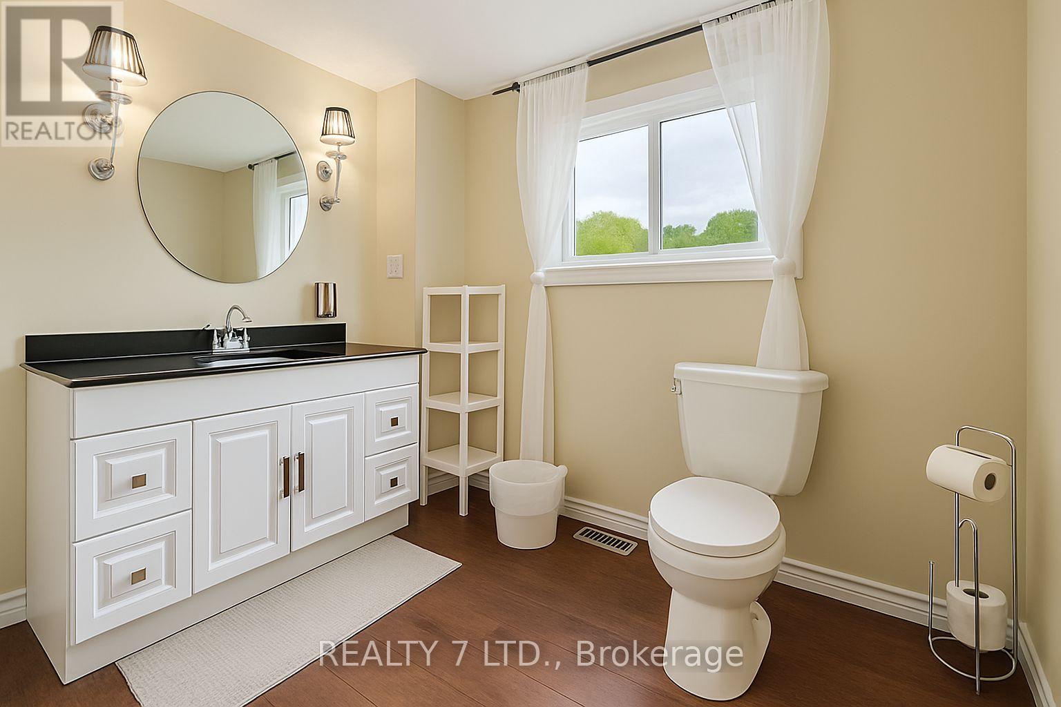 22 Lawrence Street N, Kawartha Lakes (Omemee), Ontario  K9J 6X3 - Photo 7 - X12091208