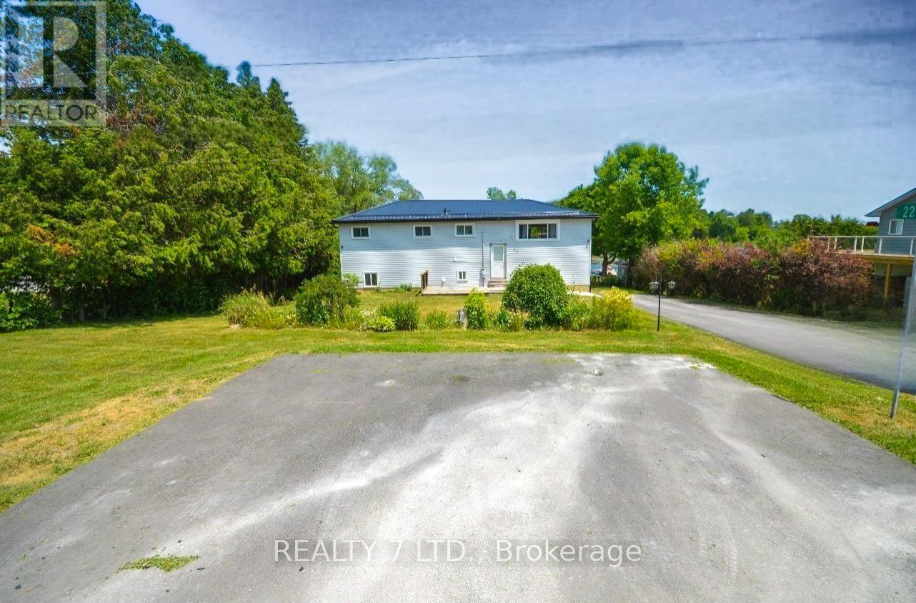 22 Lawrence Street N, Kawartha Lakes (Omemee), Ontario  K9J 6X3 - Photo 8 - X12091208