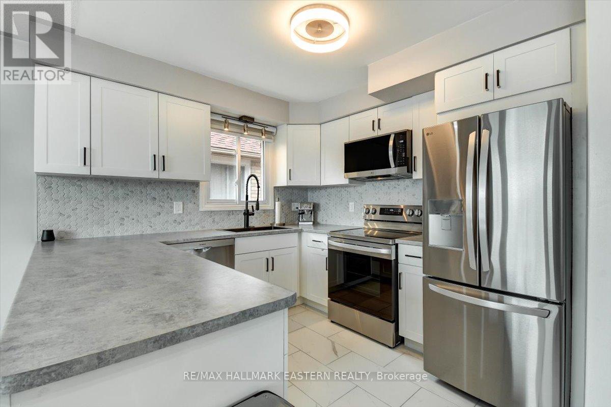 207 Milroy Drive, Peterborough North (North), Ontario  K9H 7M8 - Photo 11 - X12091663