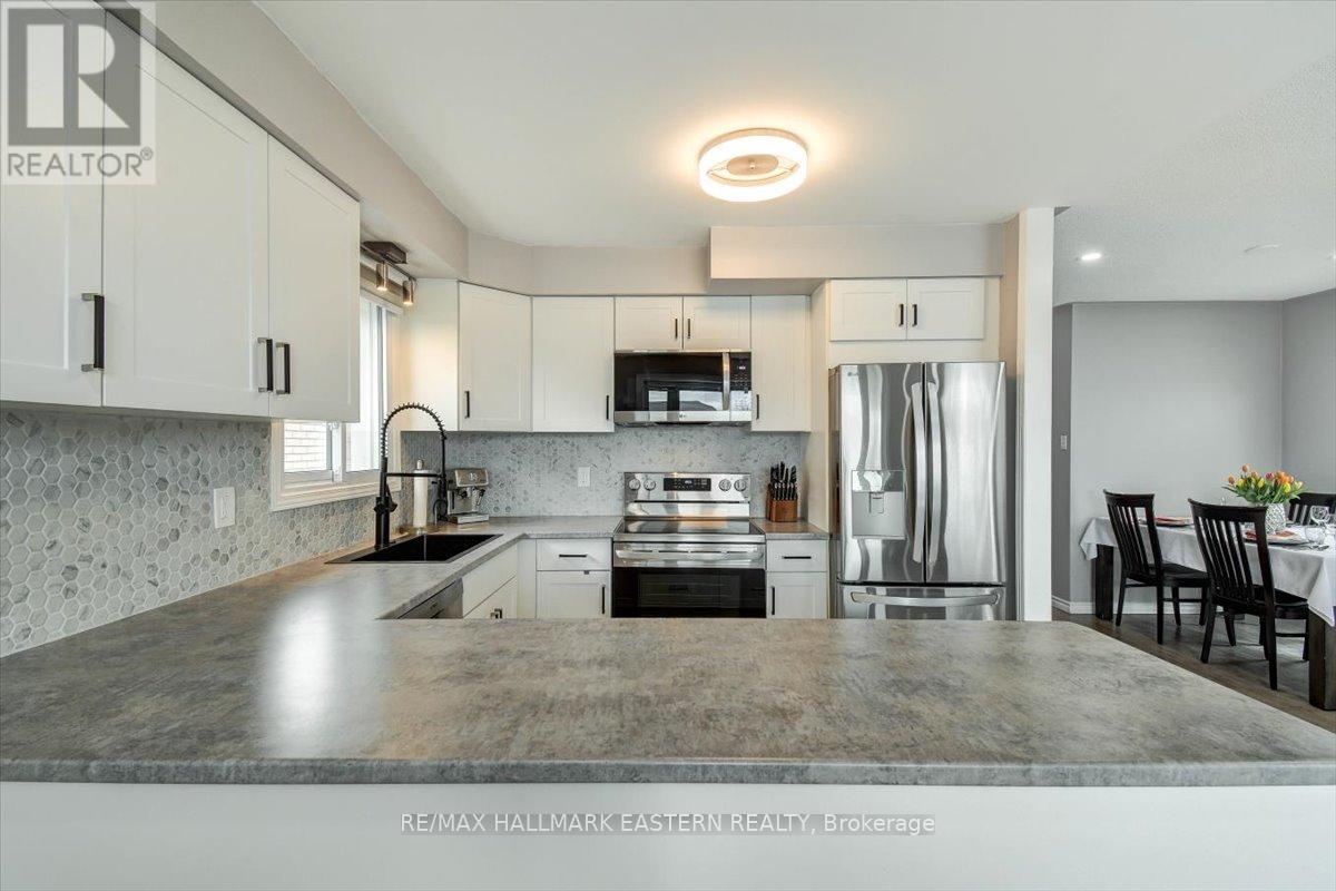 207 Milroy Drive, Peterborough North (North), Ontario  K9H 7M8 - Photo 13 - X12091663