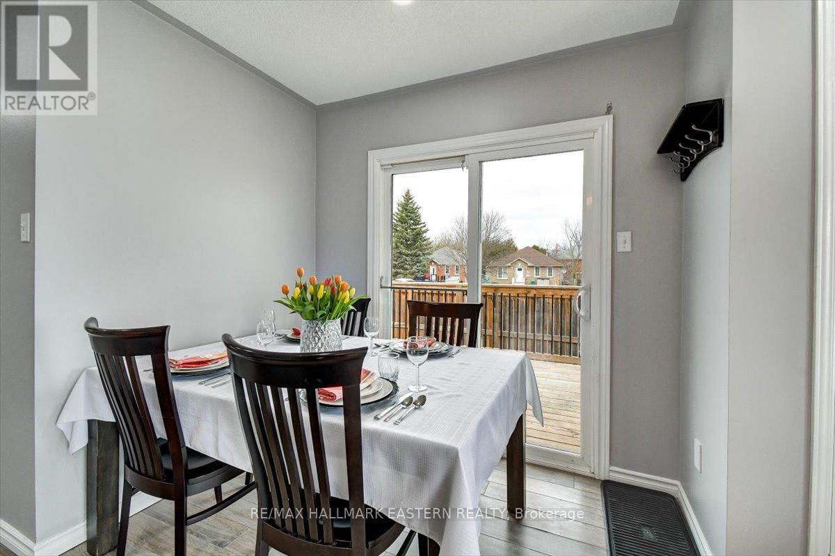 207 Milroy Drive, Peterborough North (North), Ontario  K9H 7M8 - Photo 18 - X12091663