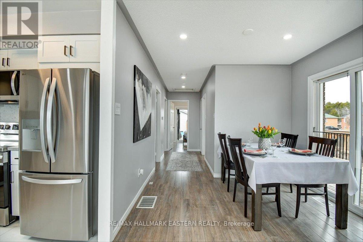 207 Milroy Drive, Peterborough North (North), Ontario  K9H 7M8 - Photo 19 - X12091663