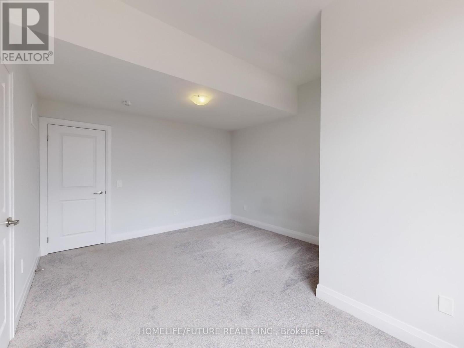 7 O'neill Street, Kawartha Lakes (Lindsay), Ontario  K9V 6K2 - Photo 31 - X12092460