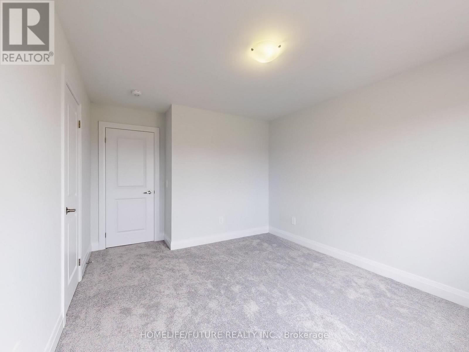 7 O'neill Street, Kawartha Lakes (Lindsay), Ontario  K9V 6K2 - Photo 39 - X12092460
