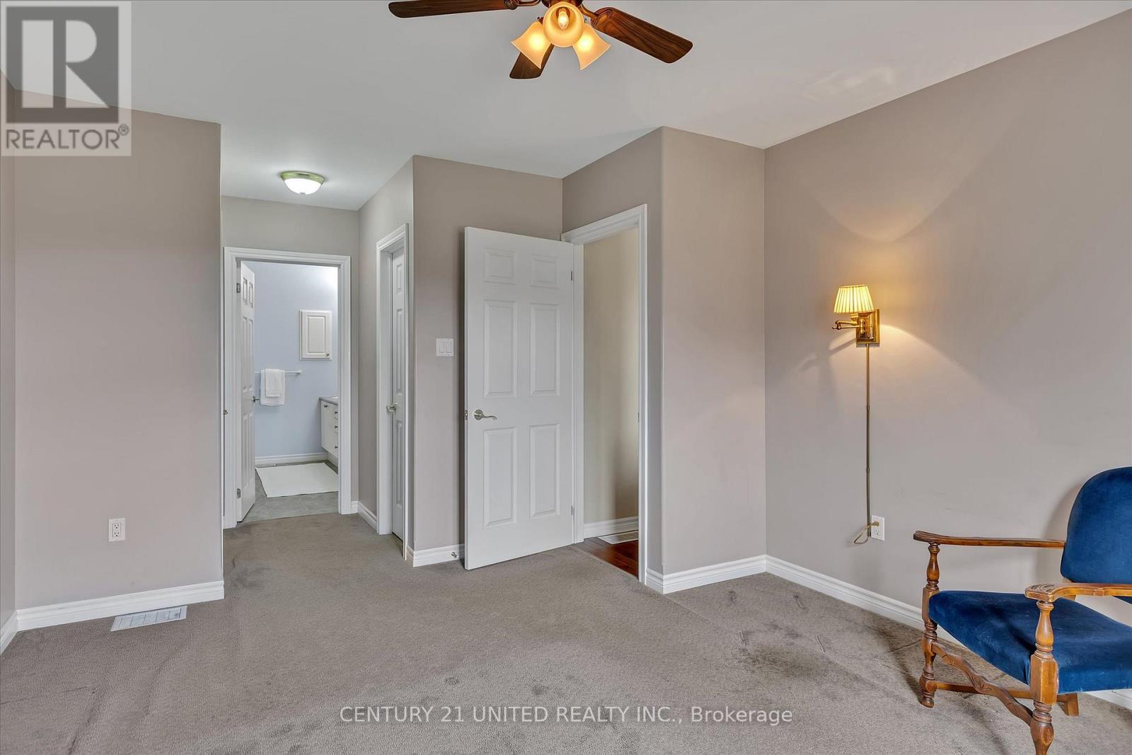 6 Village Crescent, Peterborough West (South), Ontario  K9J 8S7 - Photo 18 - X12093046