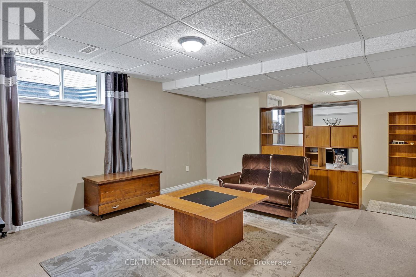 6 Village Crescent, Peterborough West (South), Ontario  K9J 8S7 - Photo 24 - X12093046