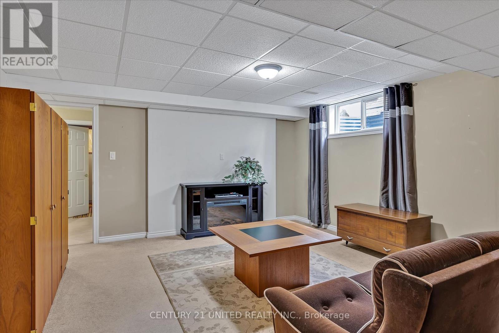 6 Village Crescent, Peterborough West (South), Ontario  K9J 8S7 - Photo 25 - X12093046