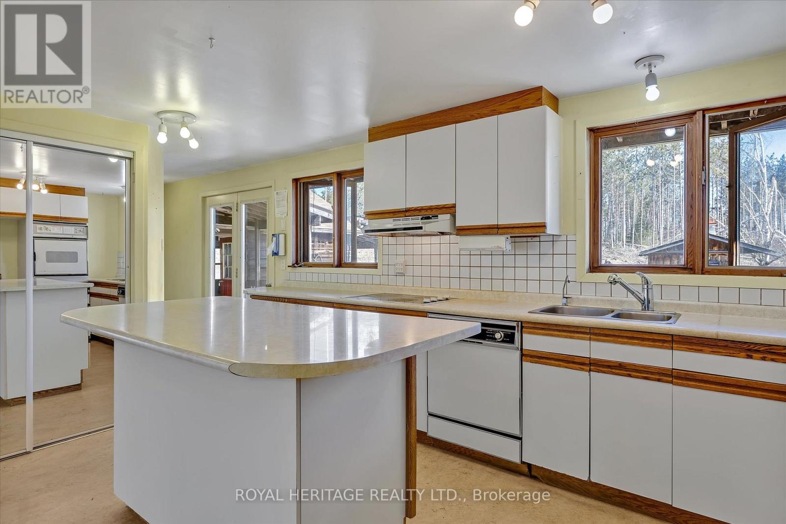 306 Mount Nebe Road, Kawartha Lakes (Emily), Ontario  K0L 2W0 - Photo 20 - X12093089