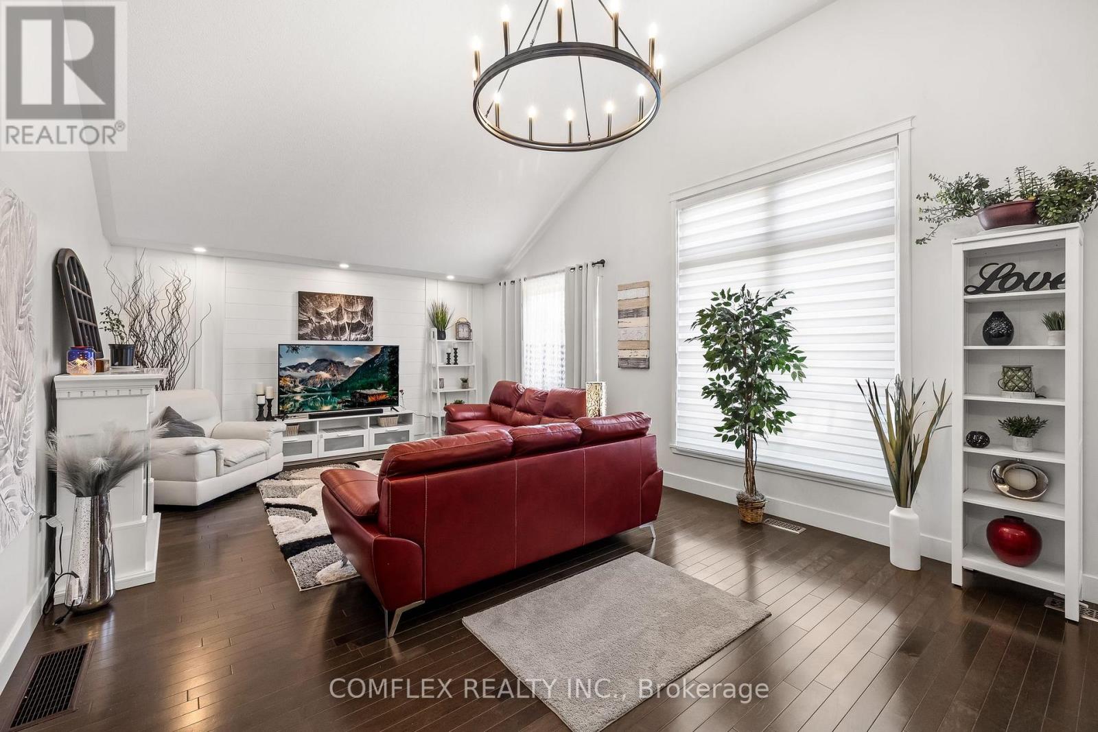 2687 Foxmeadow Road, Peterborough East (South), Ontario  K9L 0A8 - Photo 13 - X12093488