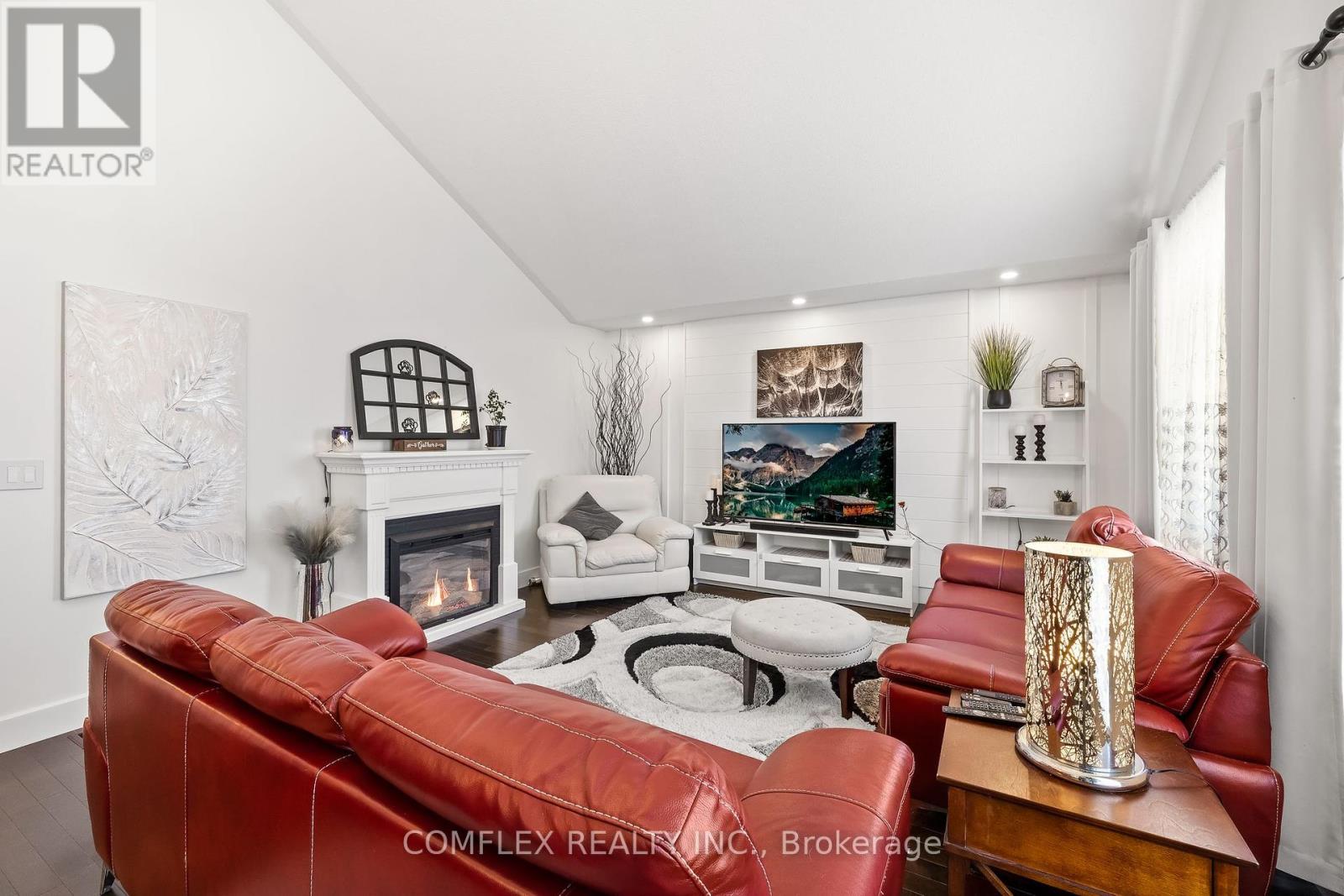 2687 Foxmeadow Road, Peterborough East (South), Ontario  K9L 0A8 - Photo 15 - X12093488