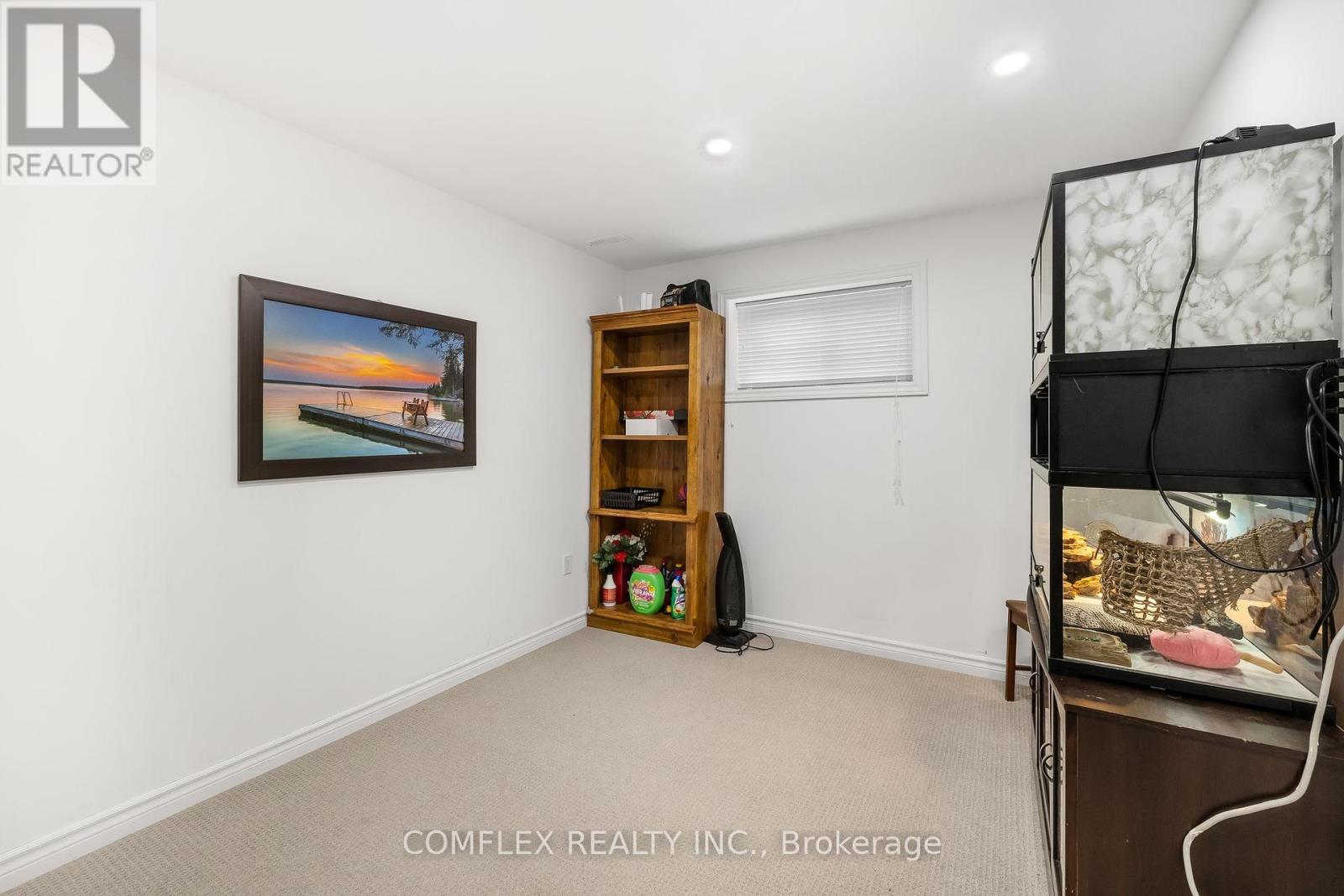 2687 Foxmeadow Road, Peterborough East (South), Ontario  K9L 0A8 - Photo 32 - X12093488