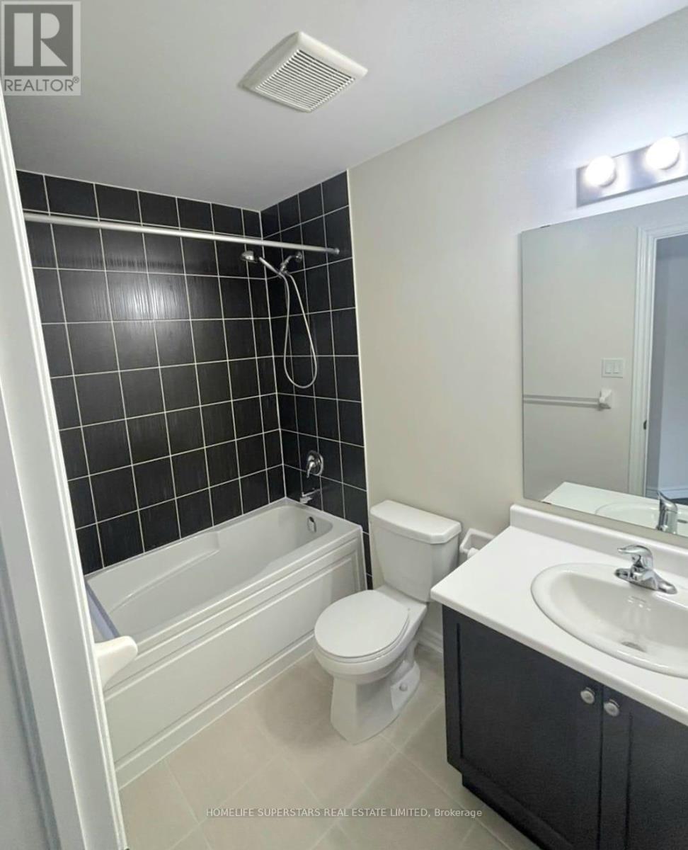 9 Hennessey Crescent, Kawartha Lakes (Lindsay), Ontario  K9V 0P2 - Photo 14 - X12094479
