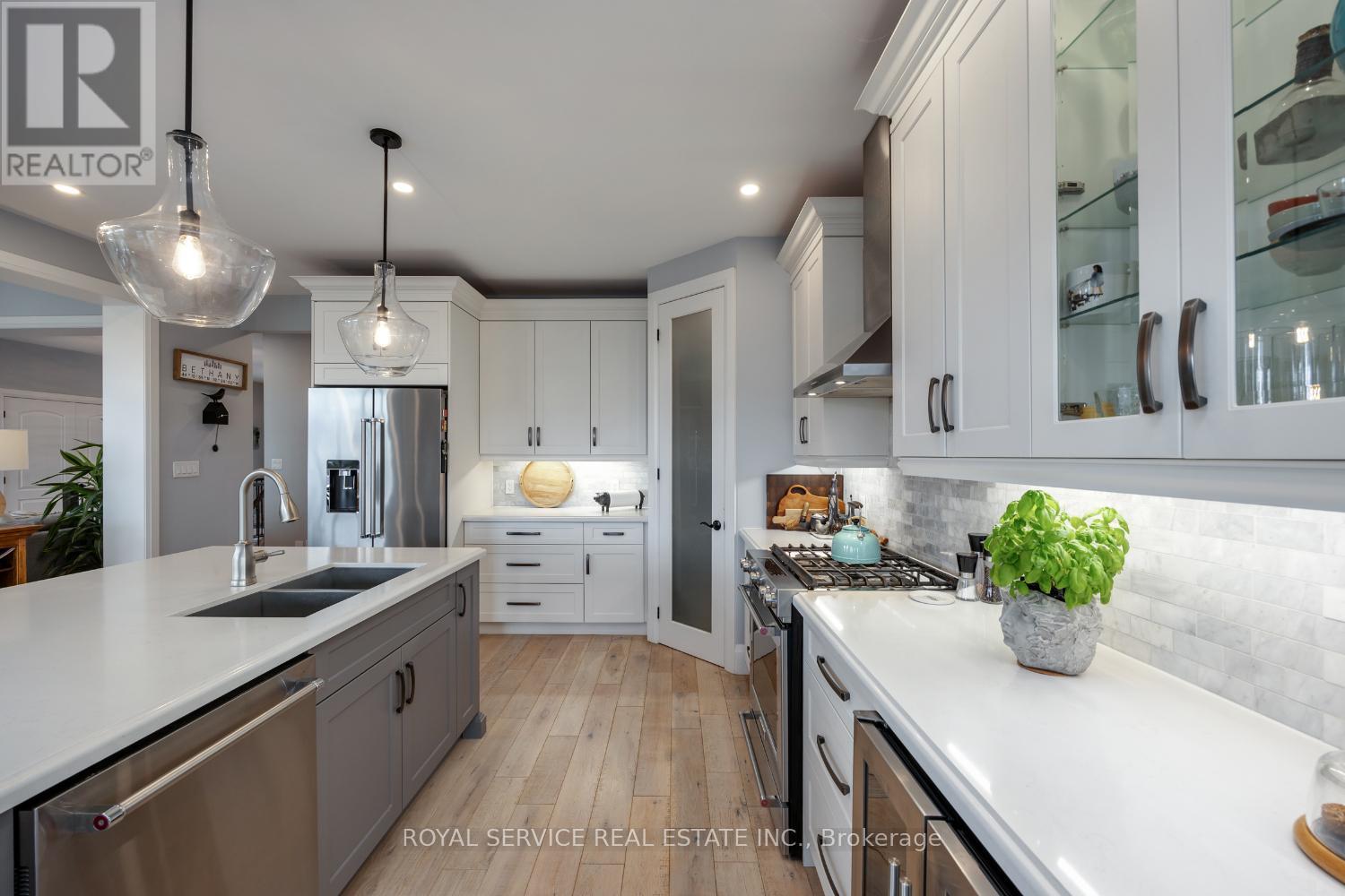 28 Rustlewood Avenue, Kawartha Lakes (Manvers), Ontario  L0A 1A0 - Photo 13 - X12094690