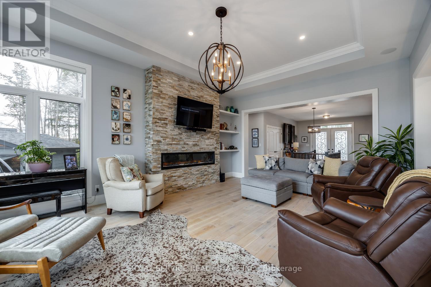 28 Rustlewood Avenue, Kawartha Lakes (Manvers), Ontario  L0A 1A0 - Photo 17 - X12094690