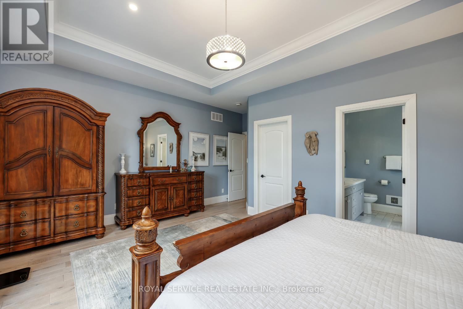 28 Rustlewood Avenue, Kawartha Lakes (Manvers), Ontario  L0A 1A0 - Photo 23 - X12094690